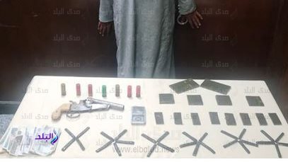 المتهم والمضبوطات 