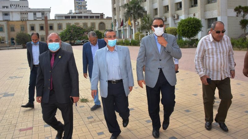 جولة المحافظ 