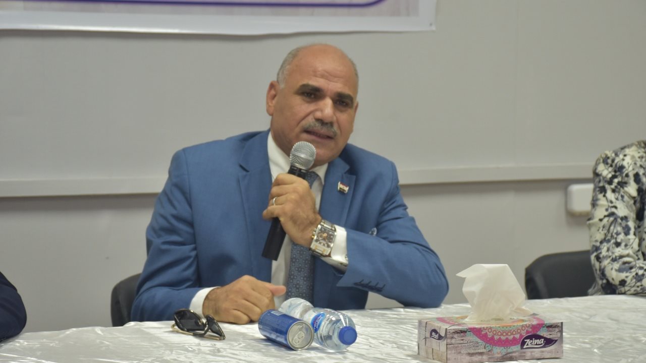 رئيس جامعة الأقصر 