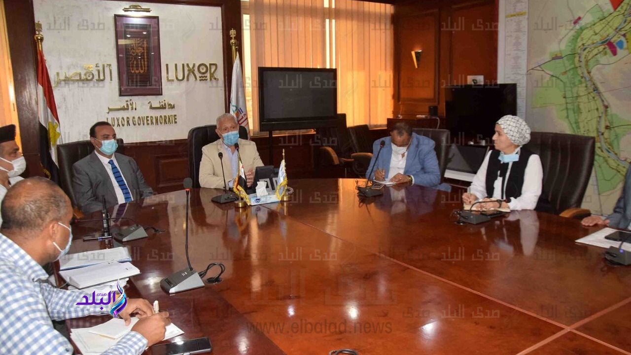 حصر التعديات على نهر النيل بالاقصر