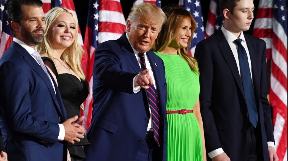 الرئيس الأمريكي السابق دونالد ترامب