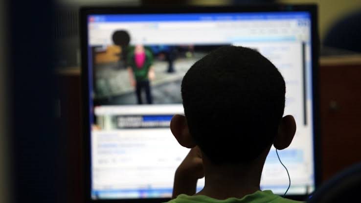 حقيقة تمكن طفل صيني من تعطيل فيسبوك