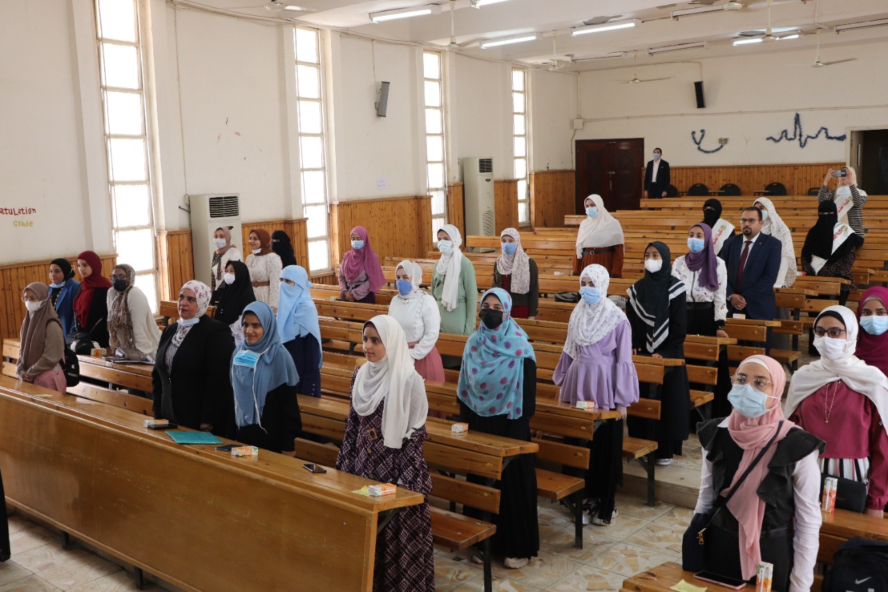 احتفالية لاستقبال الطالبات الجدد