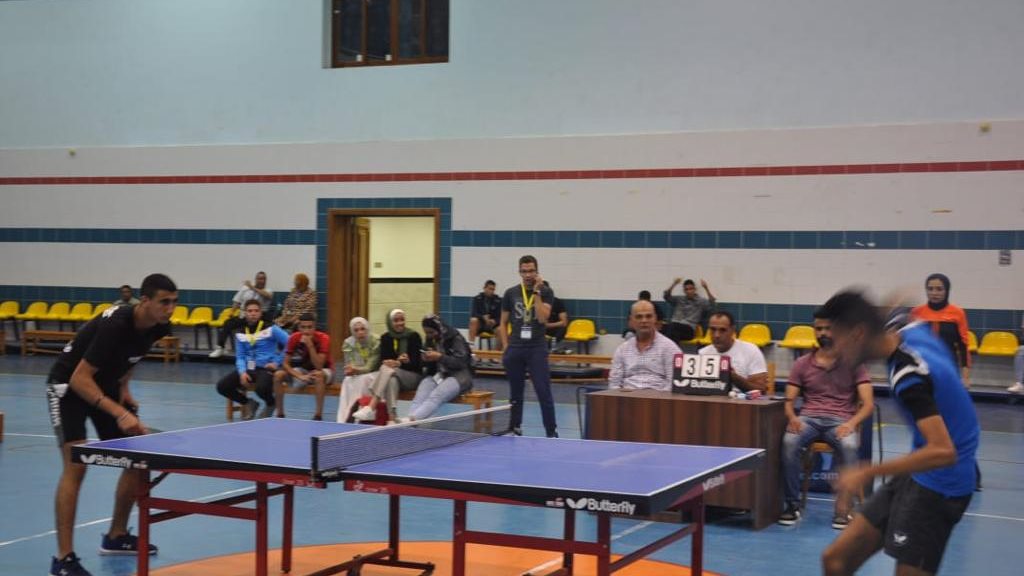خلال مشاركتها بالمهرجان الرياضي الأول للأسر الطلابية : جامعة