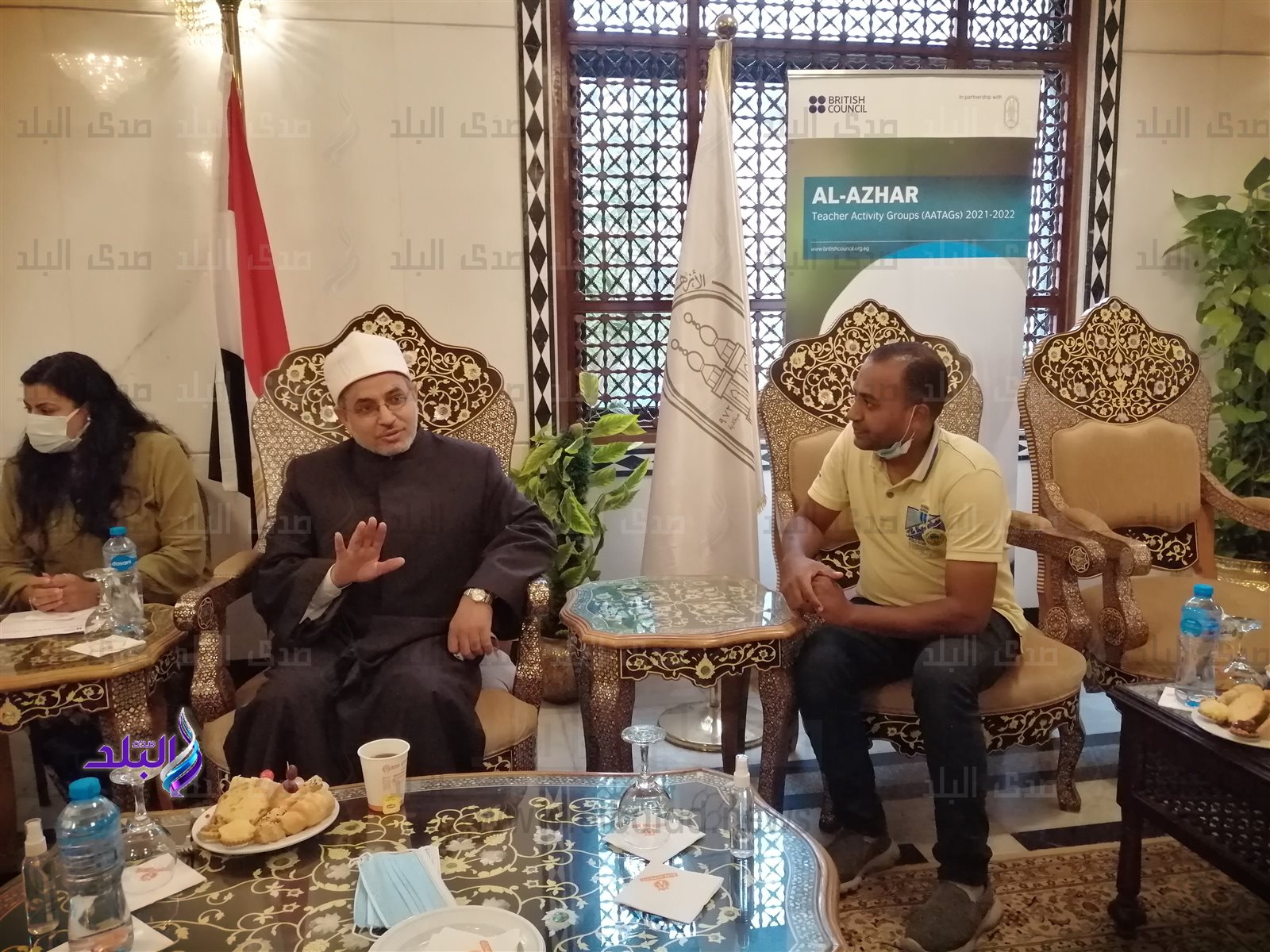 رئيس قطاع المعاهد الأزهرية مع محرر صدى البلد 