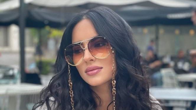 الفنانة ساندي فرح