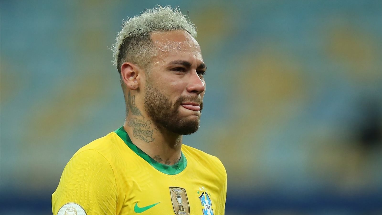 نيمار دا سيلفا نجم فريق باريس سان جيرمان ومنتخب البرازيل
