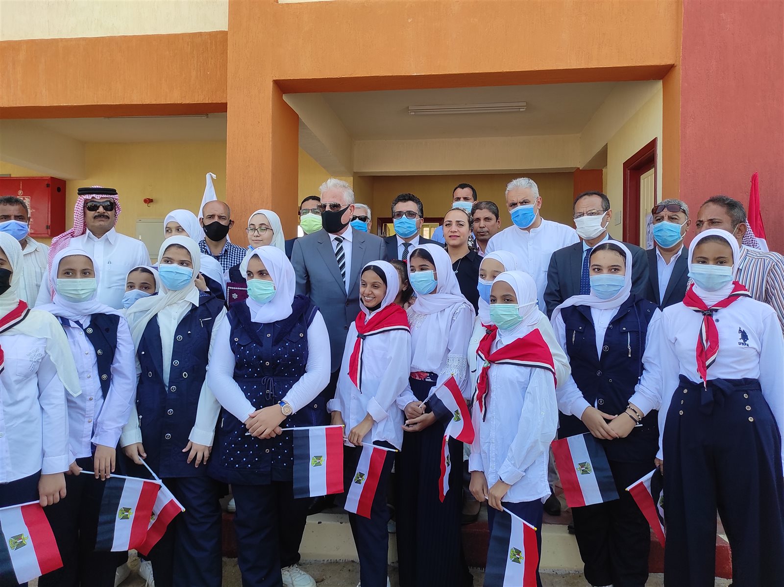 جولة محافظ جنوب سيناء في المدارس 