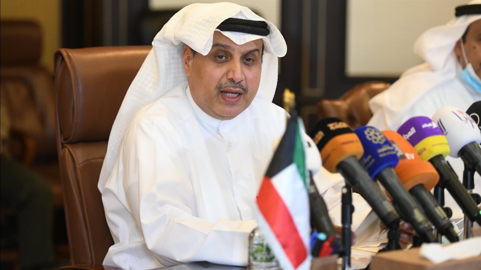 وزير دفاع الكويت يكشف تفاصيل السماح بتجنيد النساء في الجيش