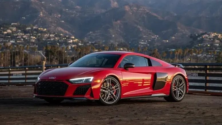 أودي R8 V10 Performance RWD 