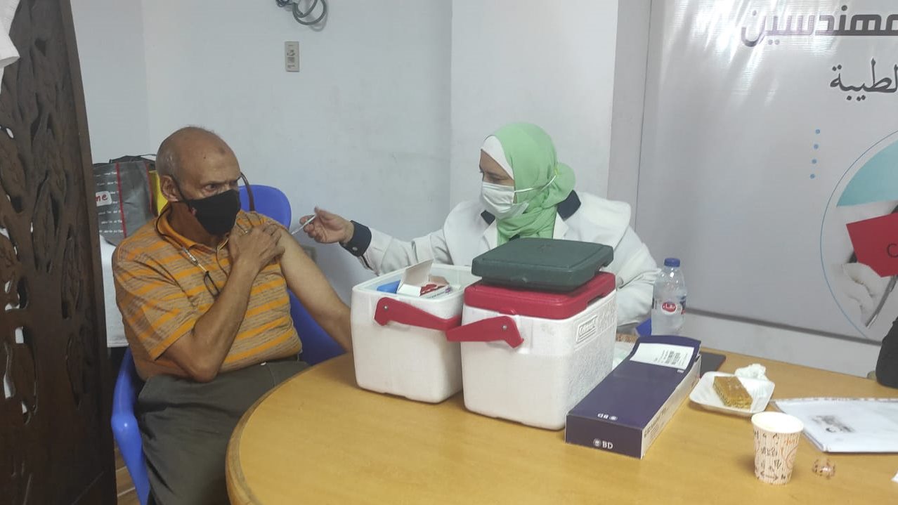 تطعيم أعضاء نقابة المهندسين