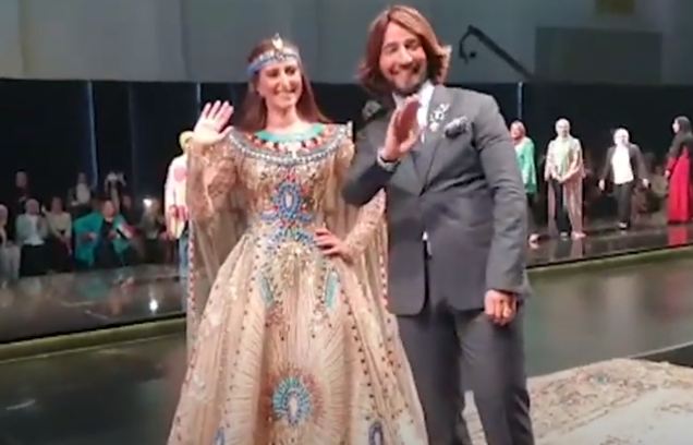 تفاصيل عرض أزياء الملابس التراثية تفاصيل عرض أزياء الملابس التراثية