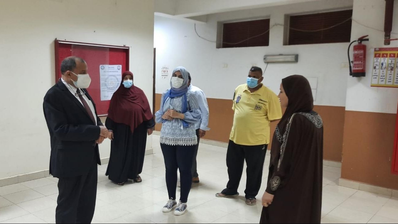  رئيس جامعة بني سويف يفاجئ المدن الجامعية ليلًا