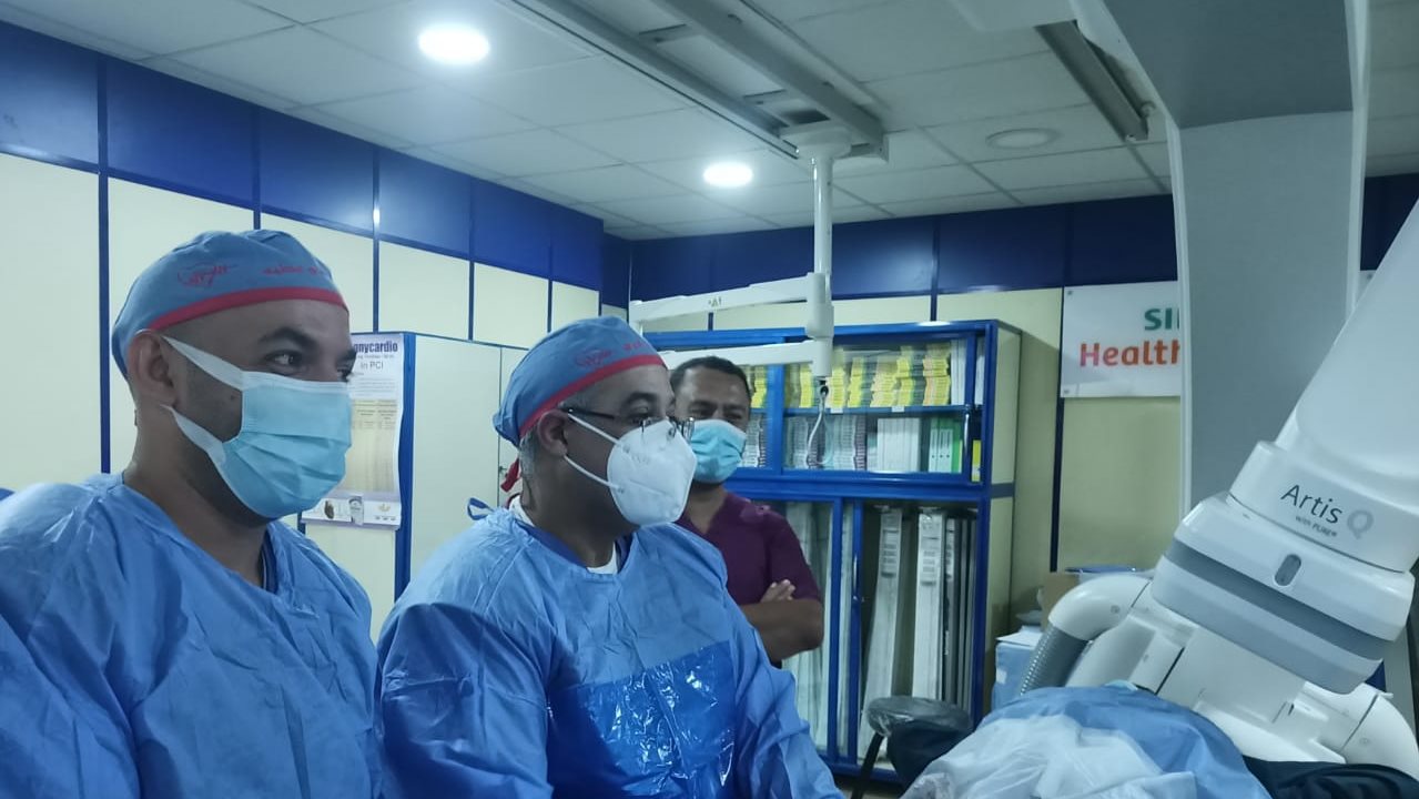 إجراء ٢٧ حالة قسطرة قلبية بمستشفي الزقازيق ووصول الإجمالي ٦٦