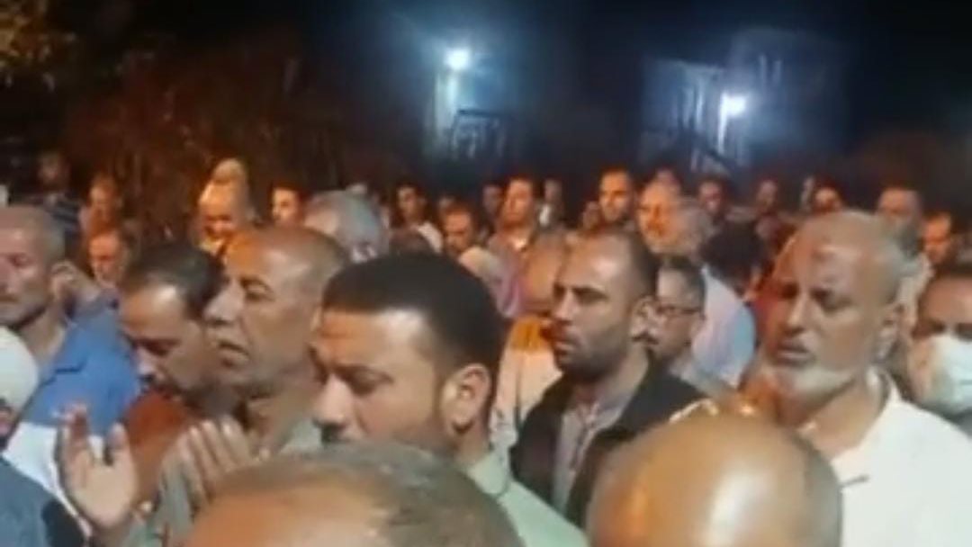 جانب من الجنازة