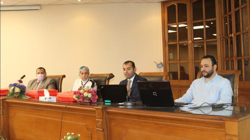 جامعة عين شمس