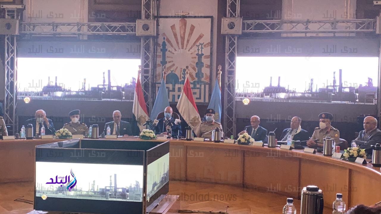محافظ القاهرة خلال المؤتمر
