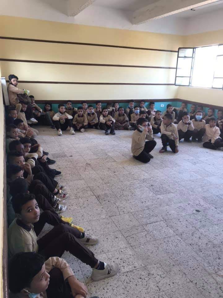 الكثافة الطلابية في المدارس