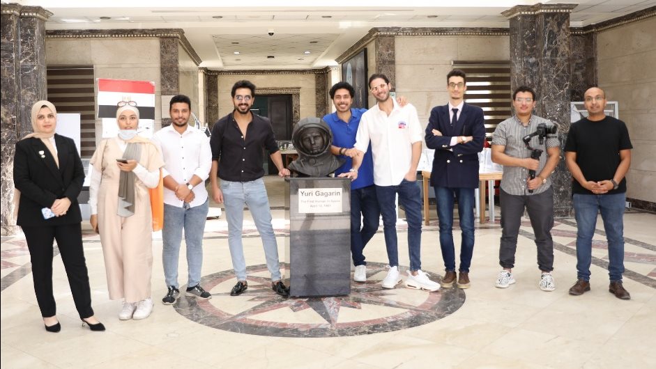 نجوم الفن فى ضيافة وكالة الفضاء المصرية لنشر ثقافة الفضاء