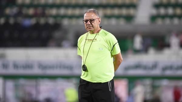 طلعت يوسف المدير الفني لفريق الإسماعيلي