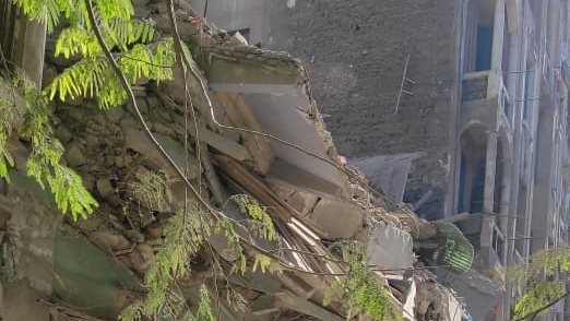 العقار المنهار 