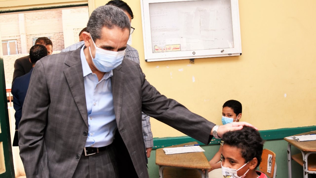 محافظة الغربية تتكفل بغير القادرين على دفع المصاريف الدراسية