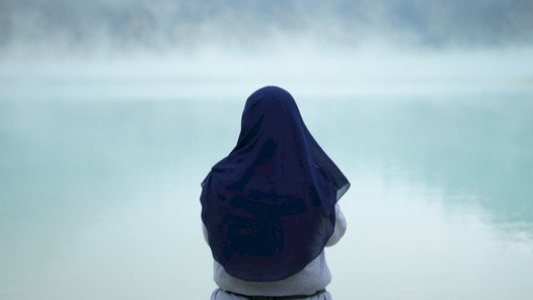 الحياء..أنواعه وكيف كان يعلمه النبي لإصحابه؟
