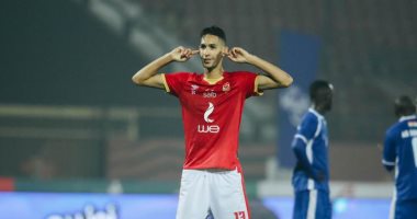 بدر بانون لاعب الأهلي