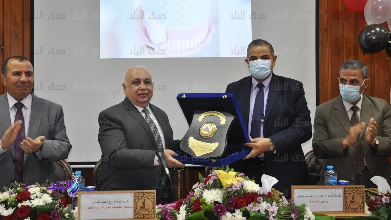 رئيس جامعة كفر الشيخ