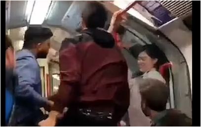 بلطجي يعتدي على سيدة بعربة مترو