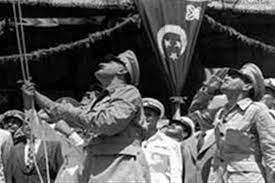 ناصر يرفع علم الجمهورية