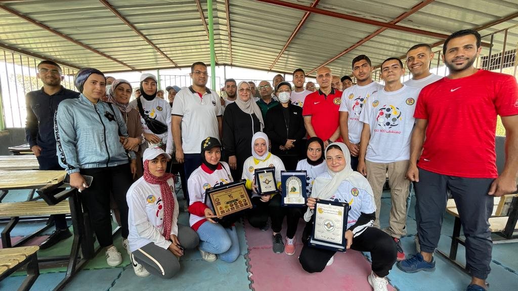 رئيس جامعة طنطا يشارك فى مبادرة "كليتي.. بيتي" 