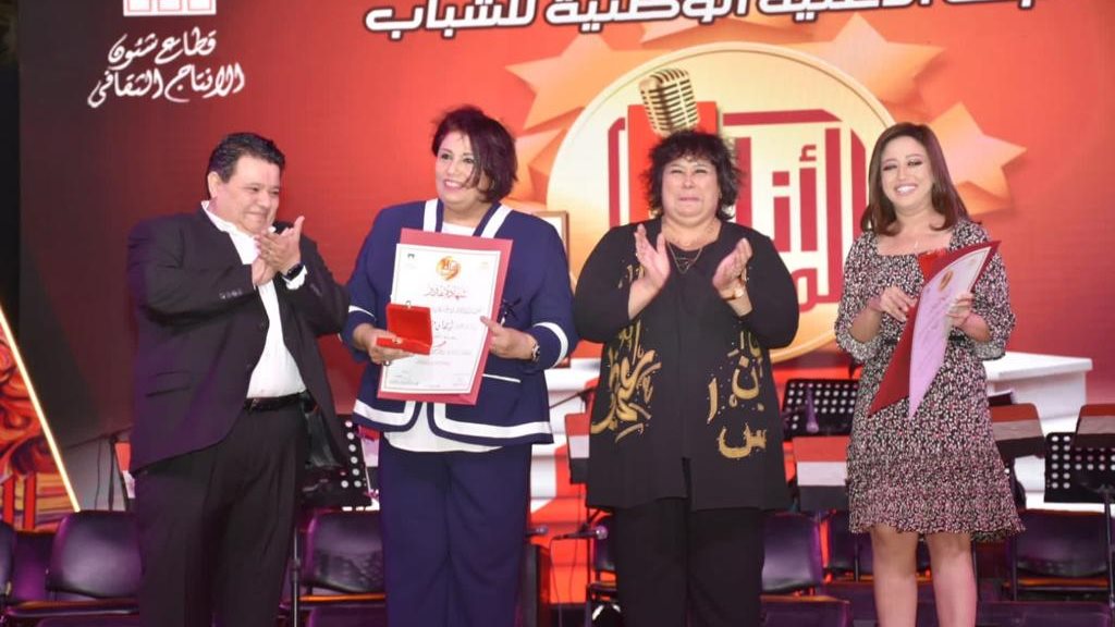 وزيرة الثقافة الدكتورة ايناس عبد الدايم