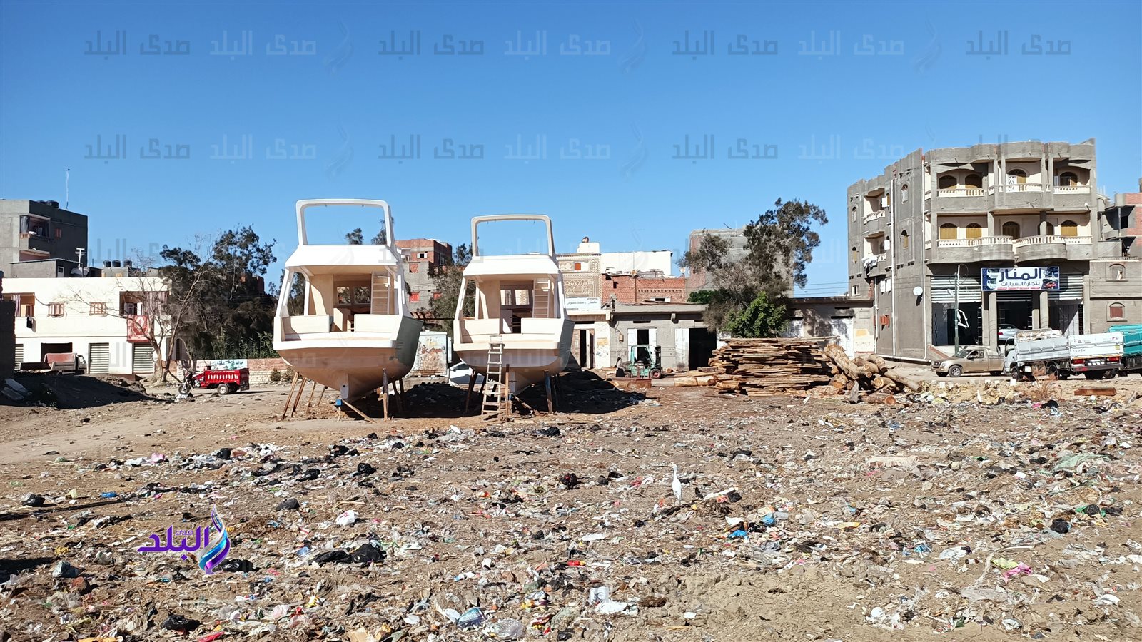 إحدى ورش صناعة المراكب بقرية السبايعة