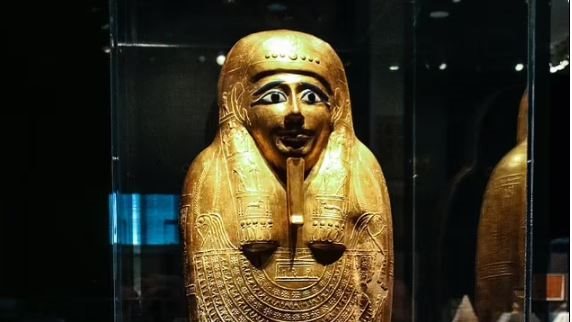 تابوت الكاهن نجم عنخ تابوت الكاهن نجم عنخ