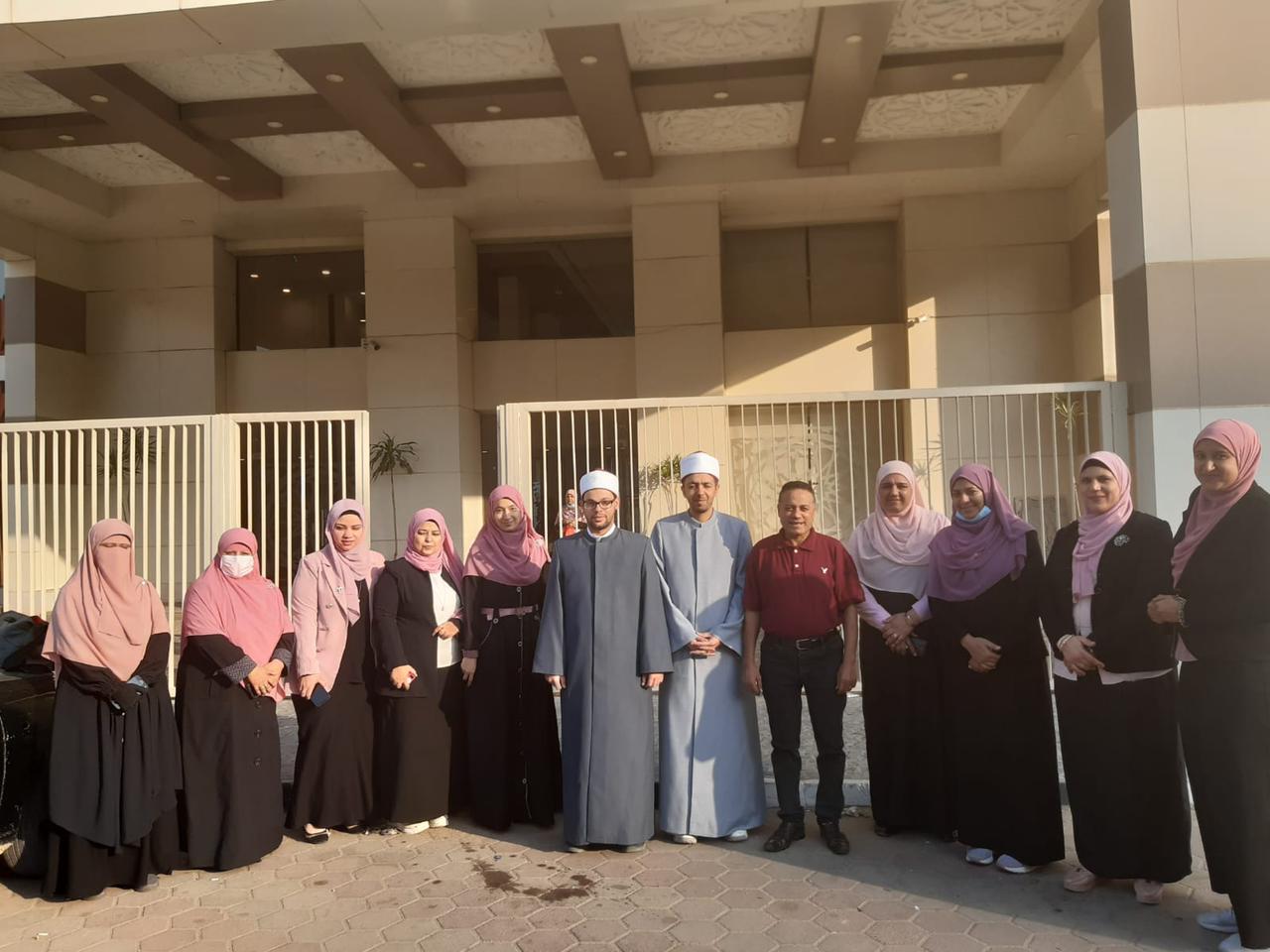 أول قافلة دعوية نسائية لواعظات الأزهر
