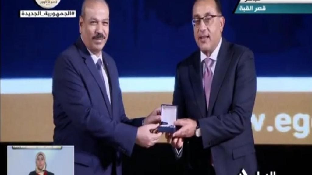 موظفو الأزهر وقياداته يحصدون جوائز التميز الحكومي