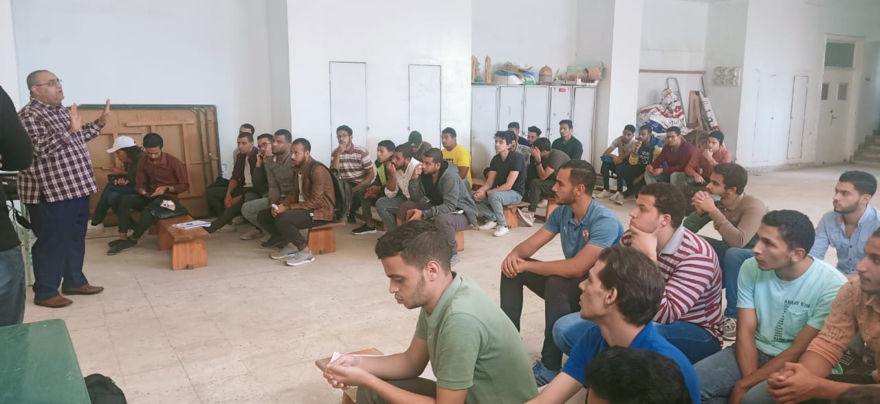 تدريب طلاب جامعة الأزهر على إنقاذ الغرقى