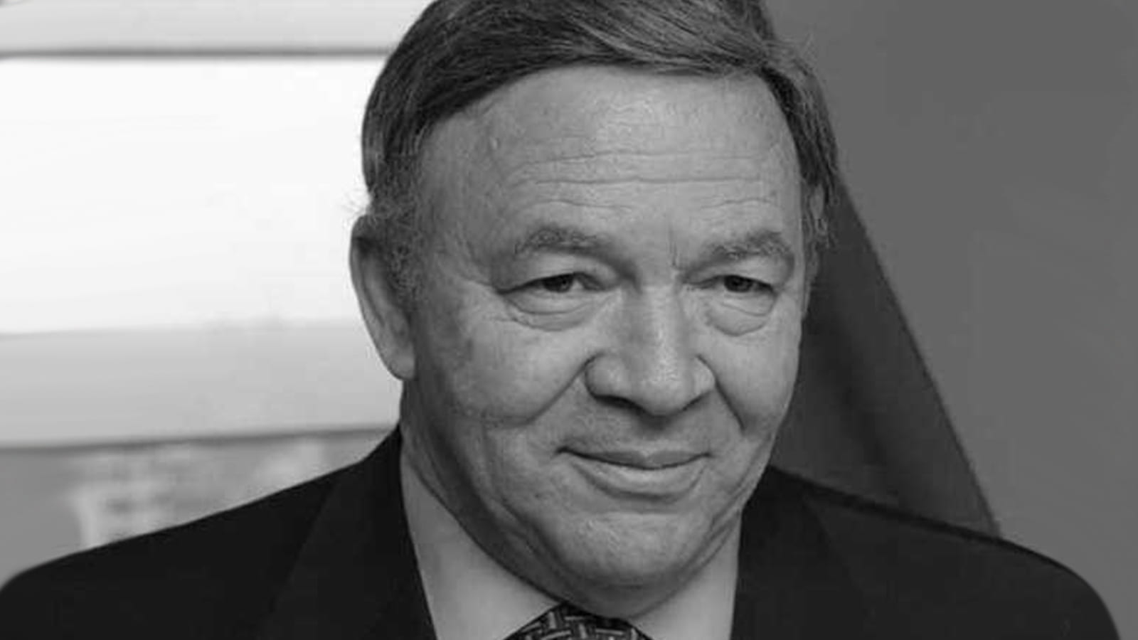 وزير الثقافة والخارجية التونسي الاسبق  وزير الثقافة والخارجية التونسي الاسبق