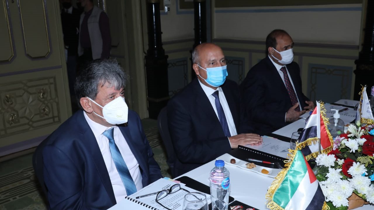 اجتماع وزير النقل اليوم 