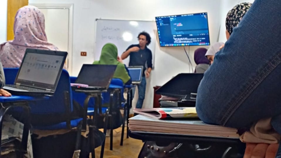 خلال الدورة التدريبية 