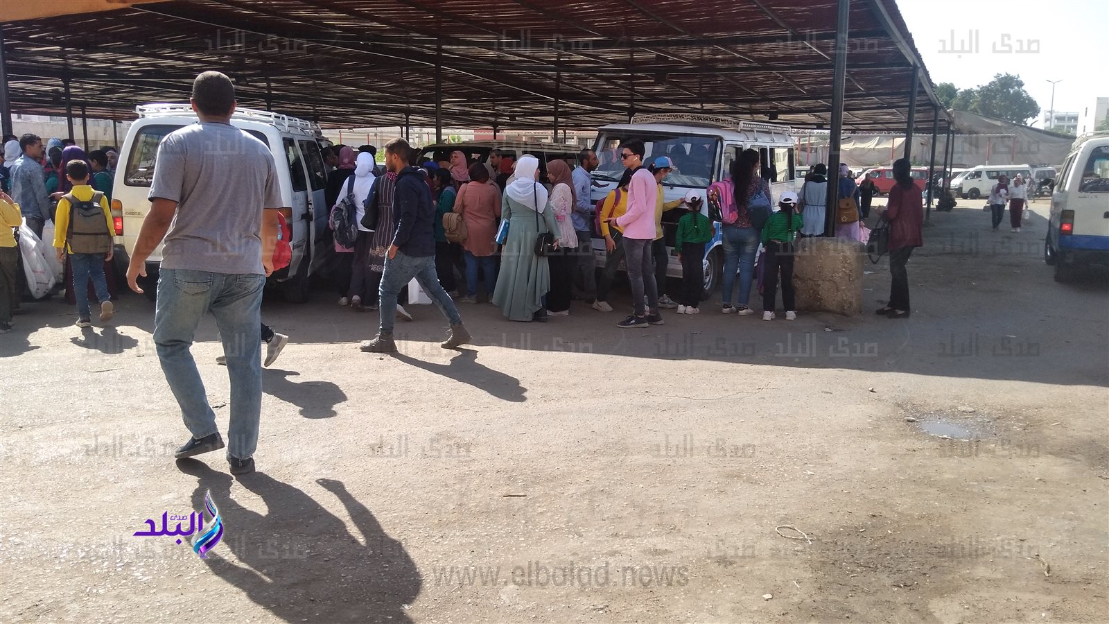 تكدس بموقف دارالسلام بسوهاج