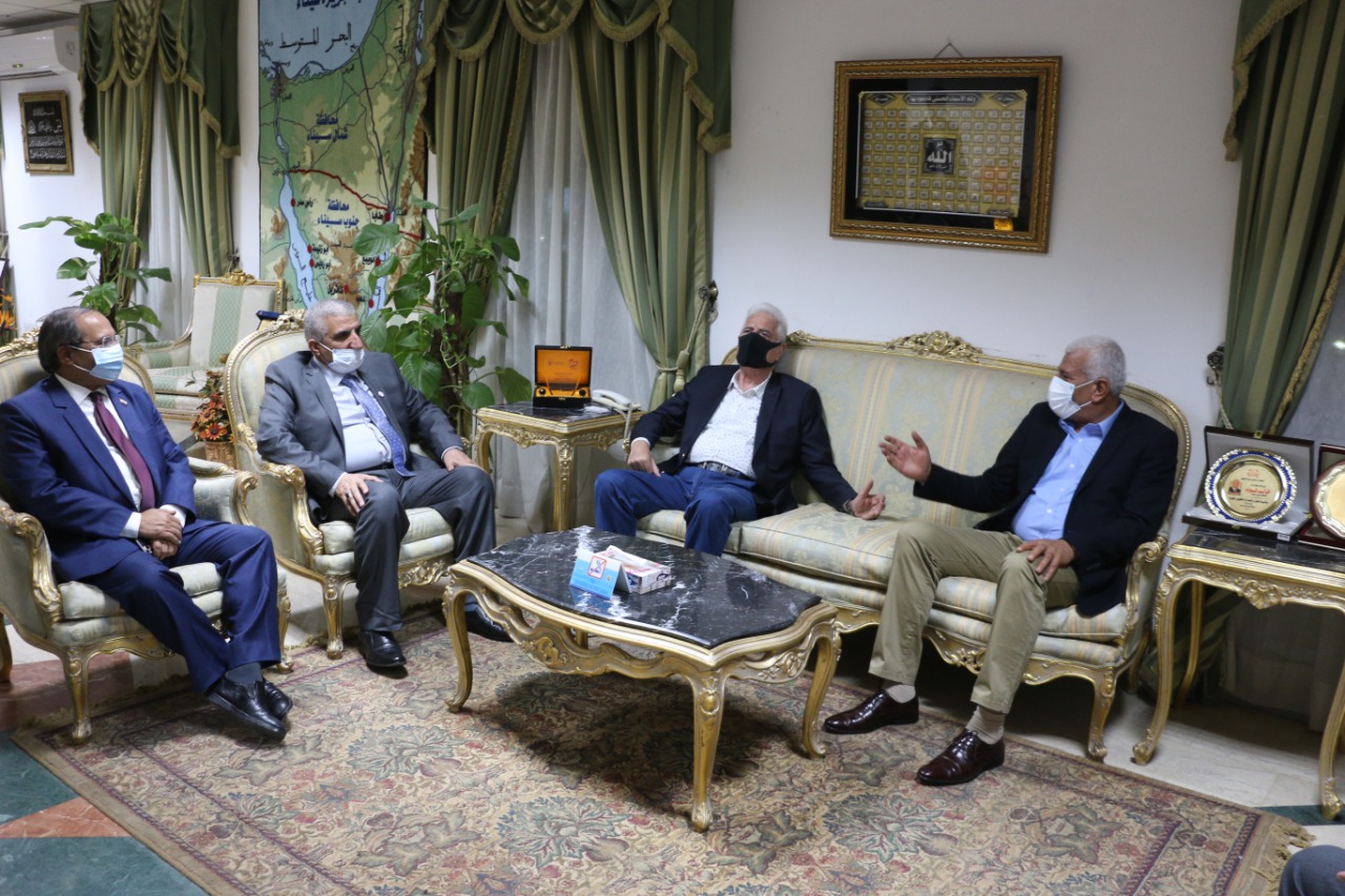 الدكتور سيد خليفة 