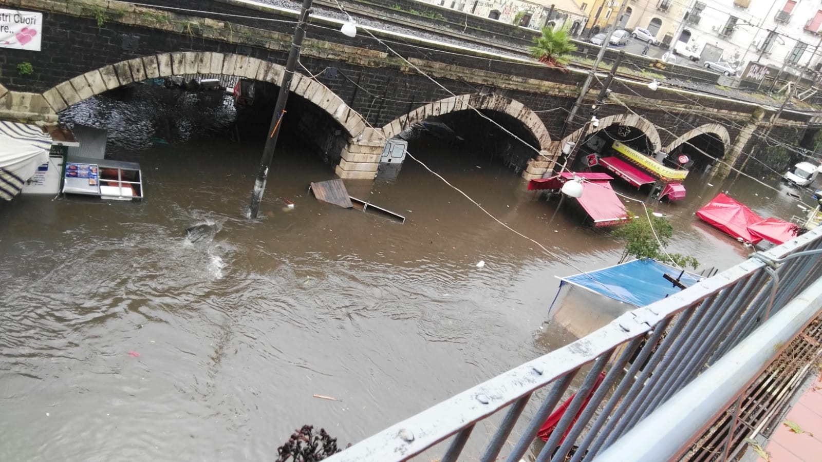 غرق شوارع إيطاليا