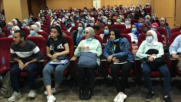 ندوة تعريفية بألسن عين شمس 