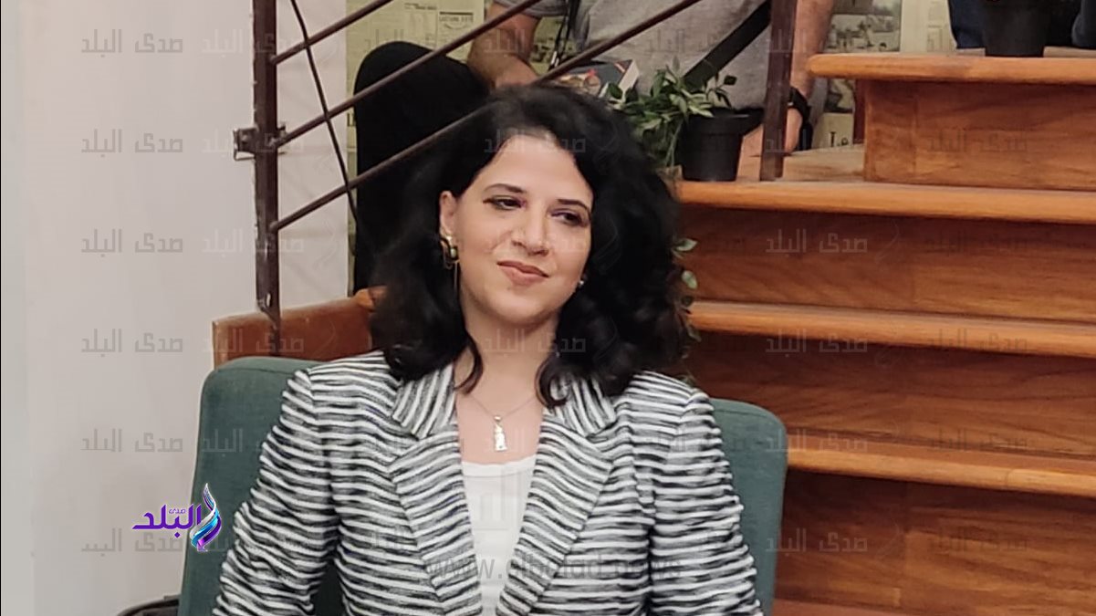 الكاتبة الكويتية بثينة العيسى