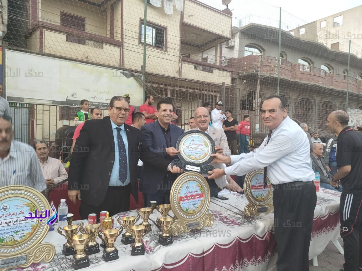 الشربيني يشهد نهائى الدورة الصيفية في كرة القدم بالدراكسة