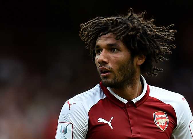 محمد النني لاعب فريق آرسنال محمد النني لاعب فريق آرسنال