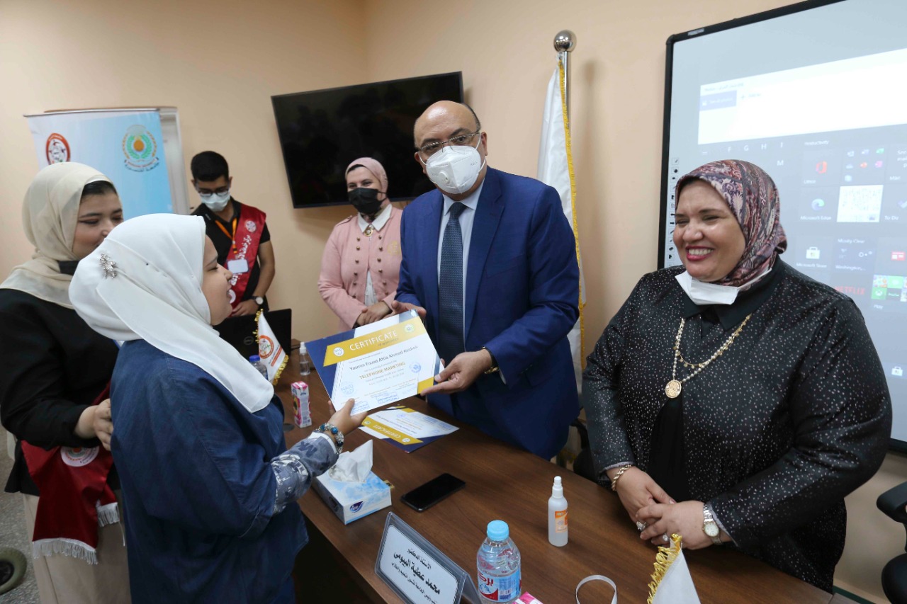 احتفالية بمركز ذوى الإعاقة بجامعة المنصورة لاستقبال الطلاب 