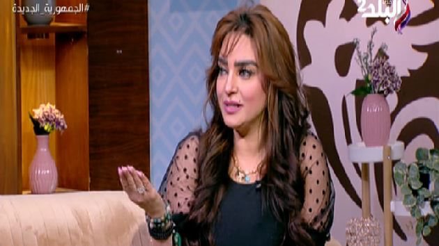 هبة عبد العزيز